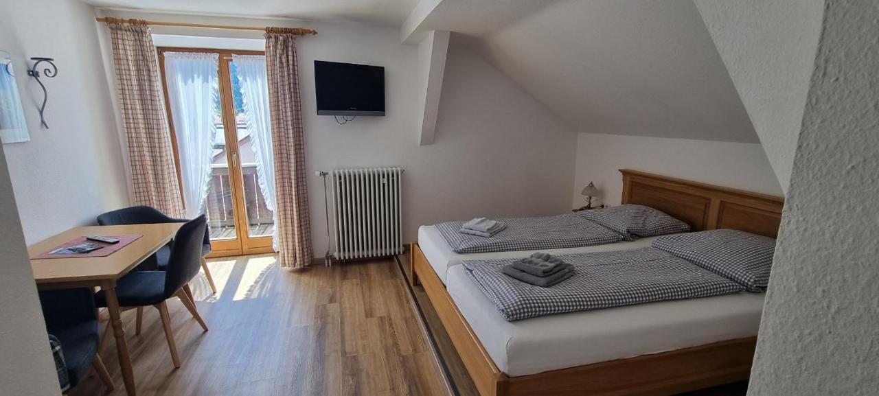 Gasthof Zum Rassen Garmisch-Partenkirchen Ngoại thất bức ảnh