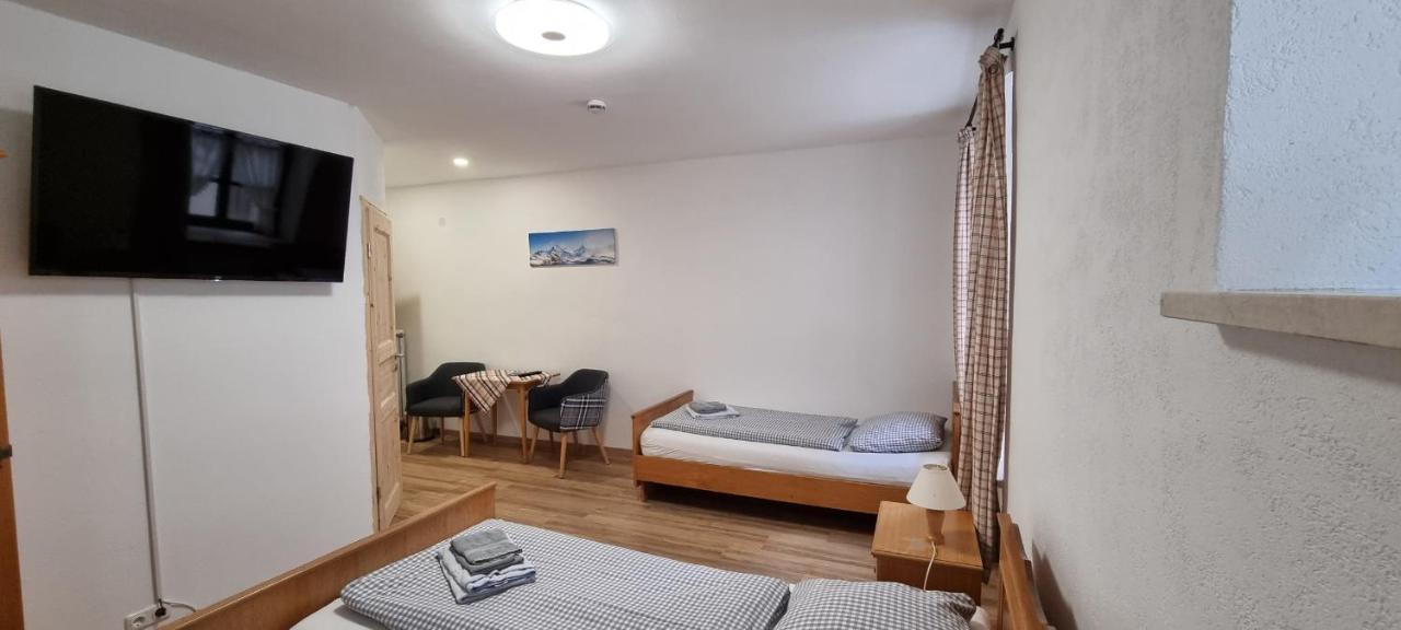 Gasthof Zum Rassen Garmisch-Partenkirchen Ngoại thất bức ảnh