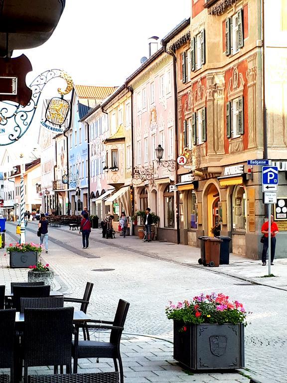 Gasthof Zum Rassen Garmisch-Partenkirchen Ngoại thất bức ảnh