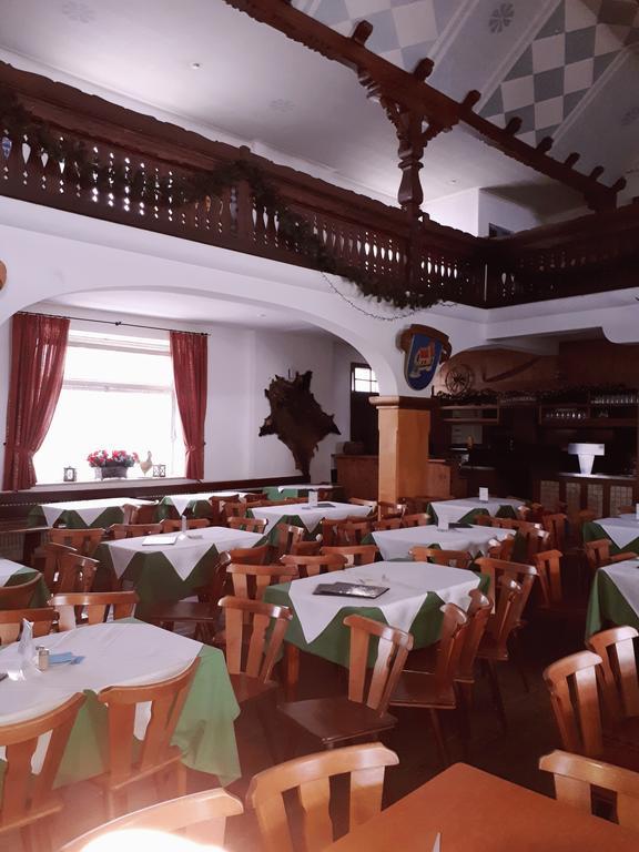 Gasthof Zum Rassen Garmisch-Partenkirchen Ngoại thất bức ảnh